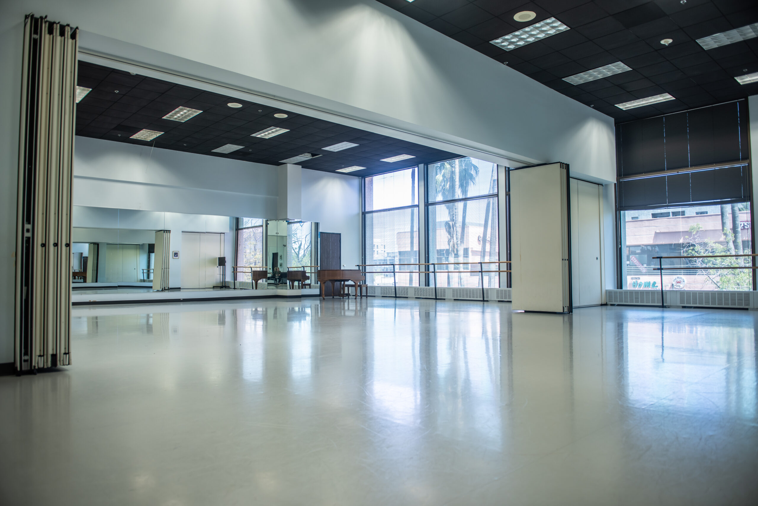 COMBINED STUDIOS B / C